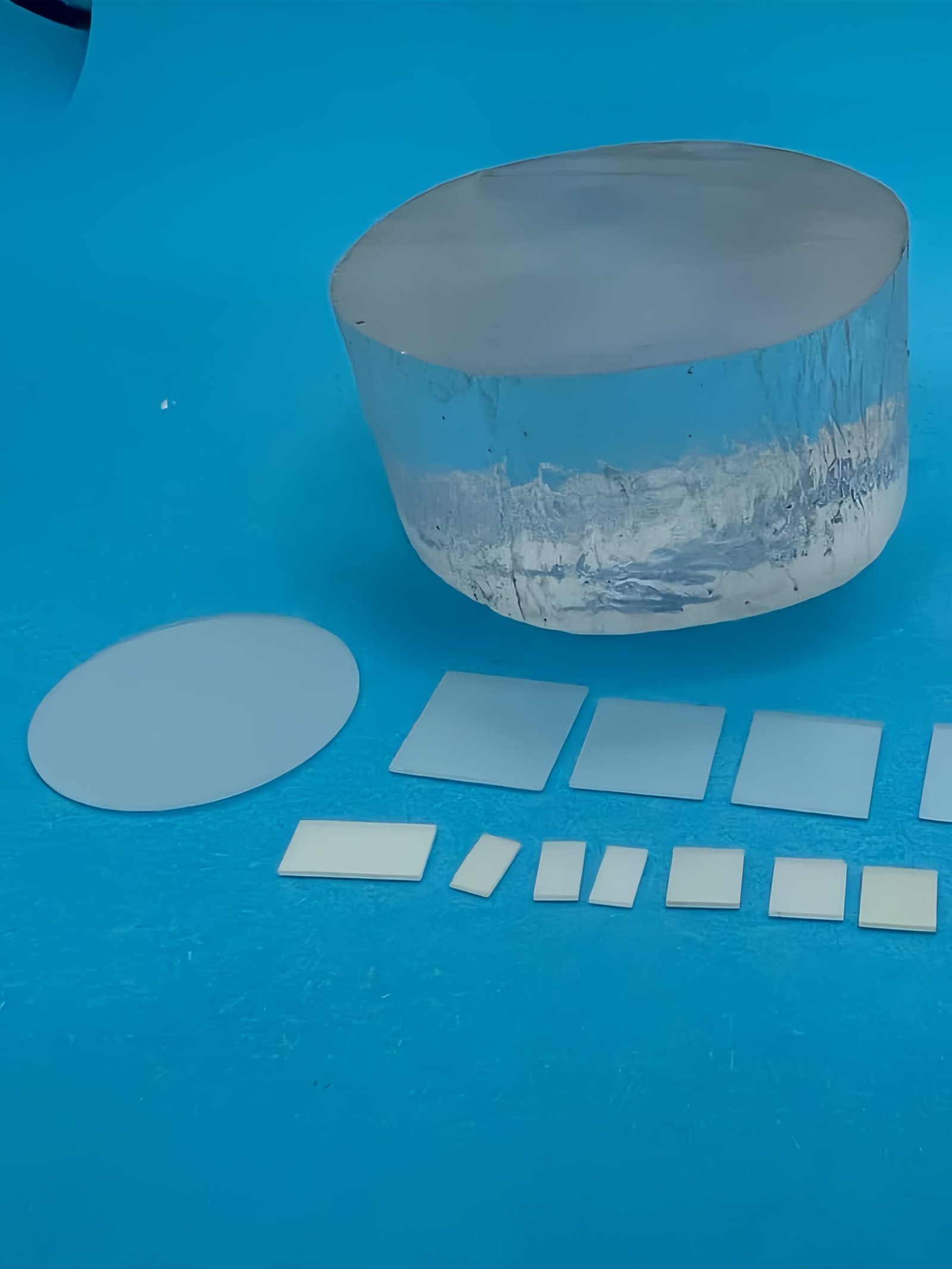 10 mm x 10 mm x 0.5 mm GGG Single Crystal Substrates, Orientation: (111), Double Sides Polished (10 Pieces)